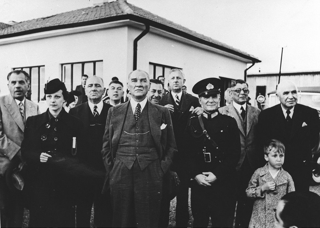 Ulu Önder Atatürk'ün ebediyete intikalinin 83. yılı - Sayfa 3