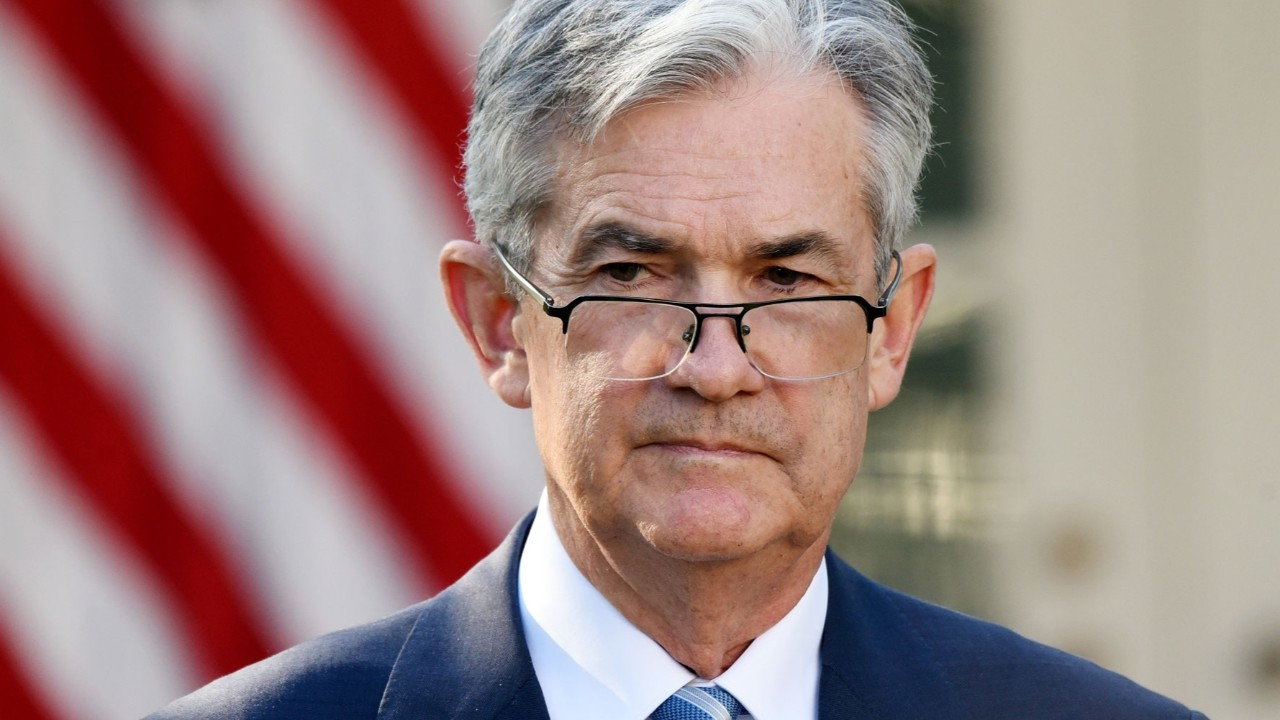Powell: Yüksek enflasyonu düşürmek için faiz artışları sürmeli