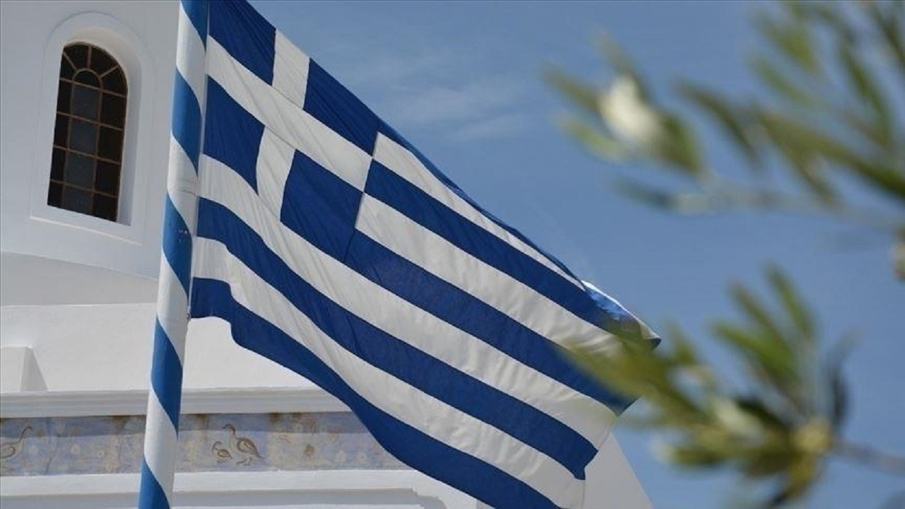 Yunanistan'da enflasyon 27 yıl sonra çift haneyi gördü