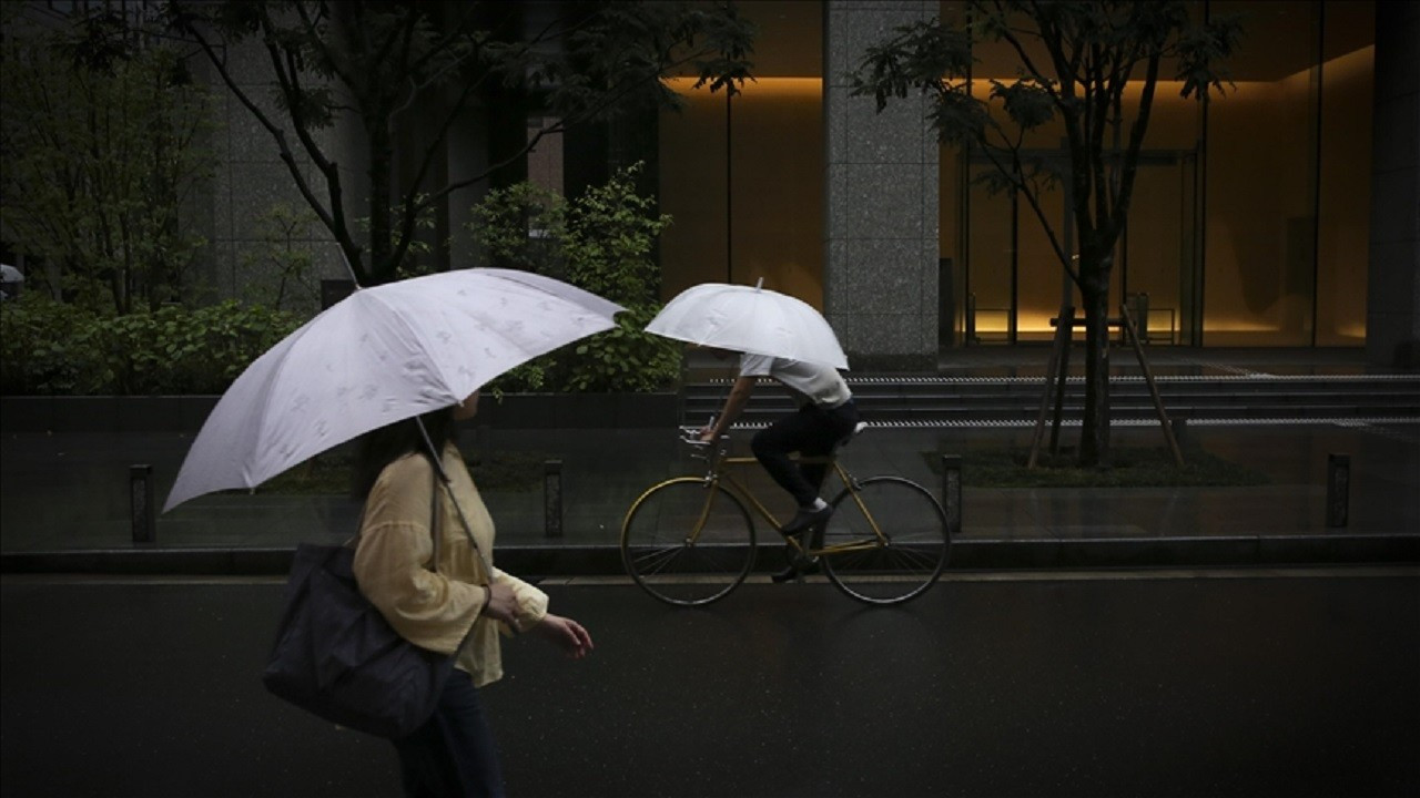 Japonya’da sağanak nedeniyle 100 binden fazla kişiye tahliye uyarısı yapıldı