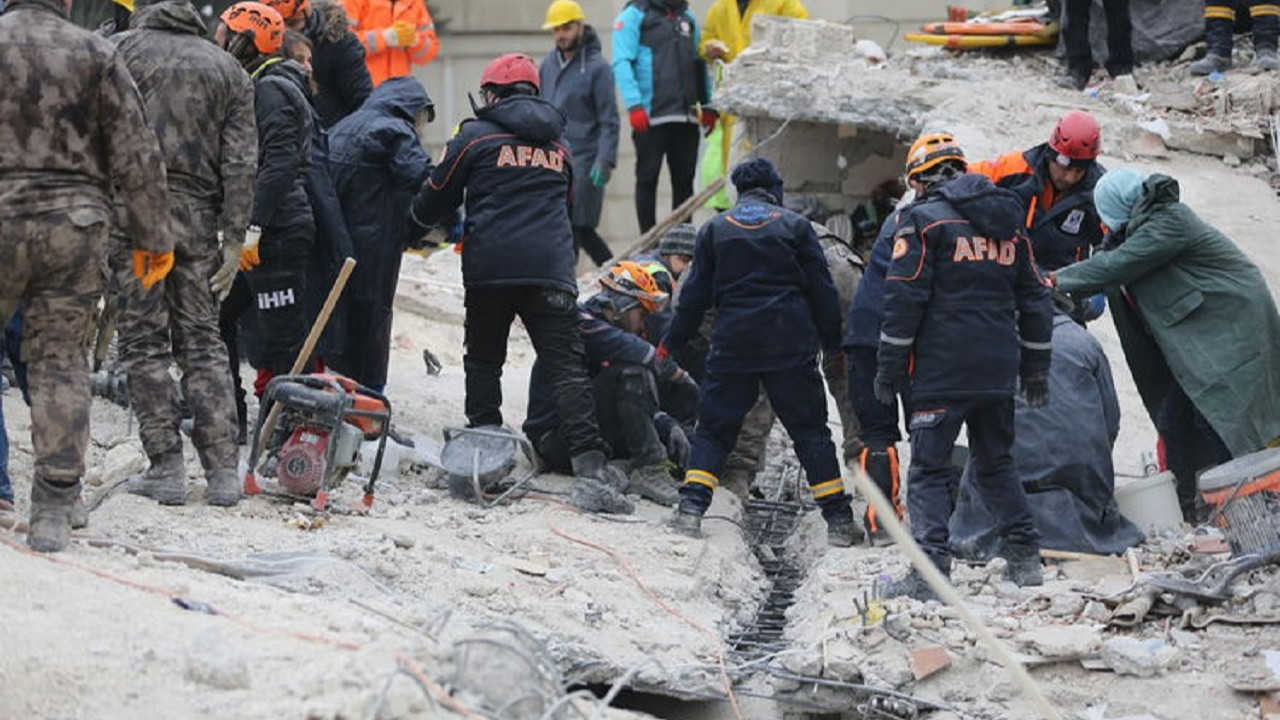 Kahramanmaraş merkezli depremin 2. günü