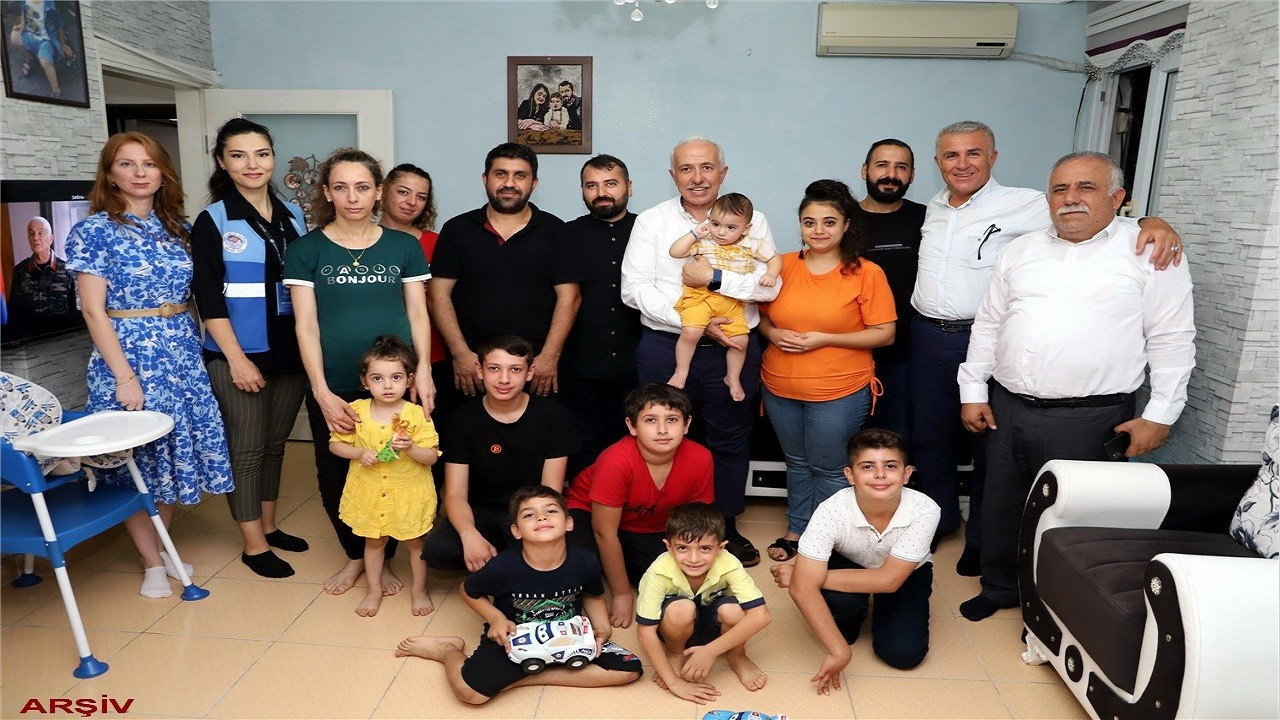 Mersin Akdeniz Belediyesi 'Hoş Geldin Bebek' projesi ile 5 bin 352 aileye ulaşıldı