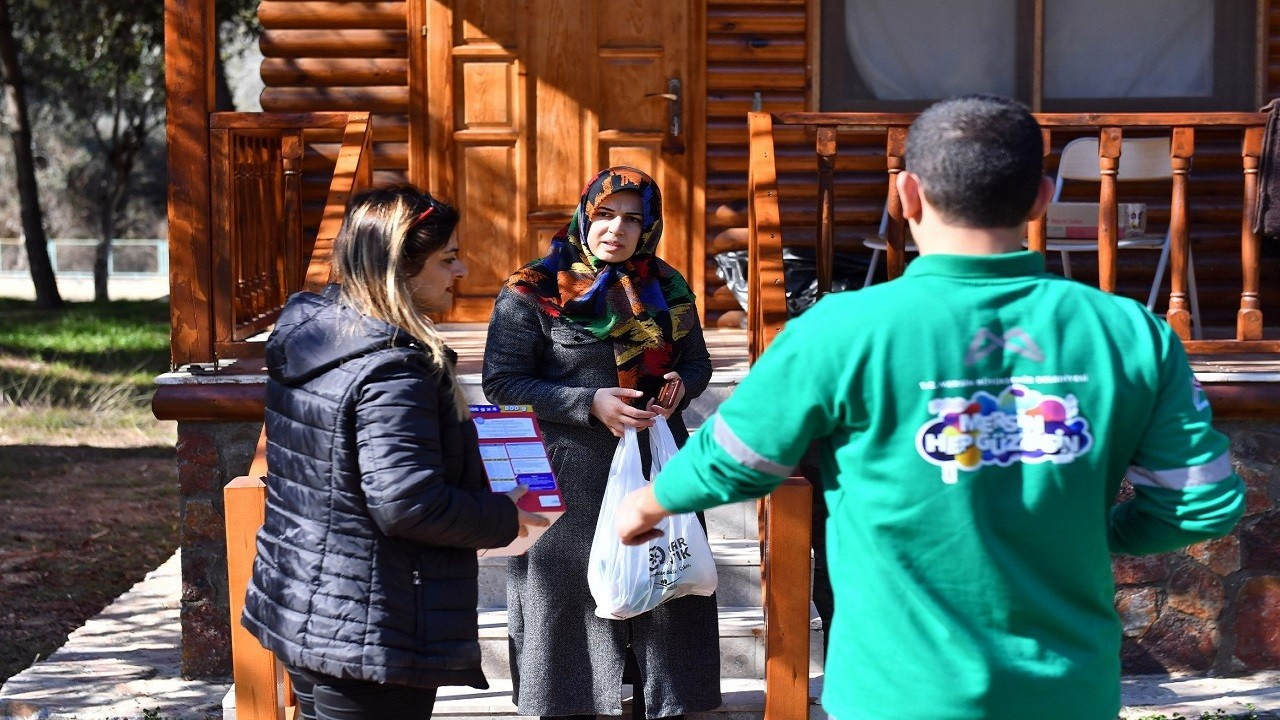Mersin Büyükşehir’den depremzedelere barınma ve psikososyal destek hizmeti 