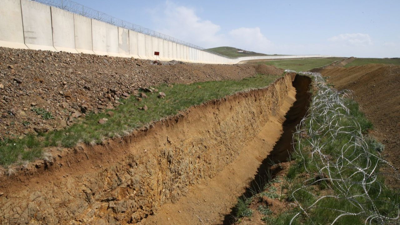 Van-İran sınırında inşa edilen güvenlik duvarının 96 kilometresi tamamlandı