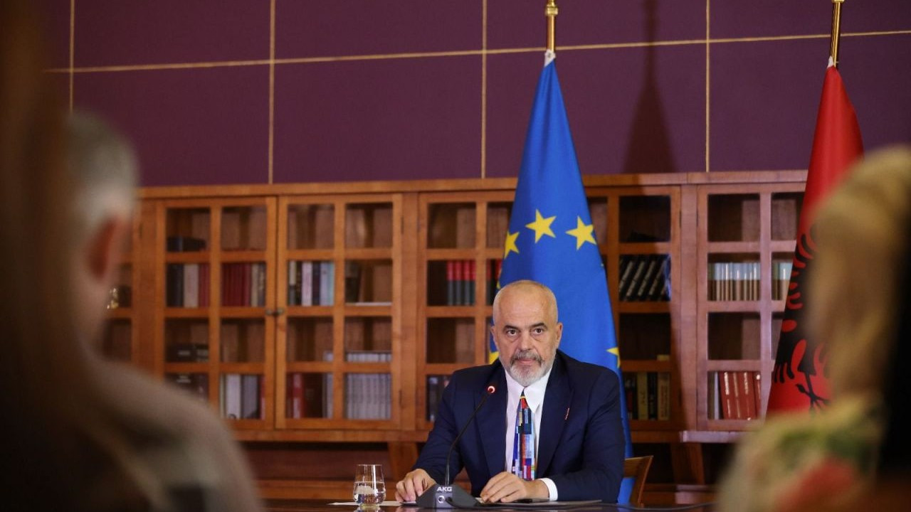 Arnavutluk Başbakanı, Kosova’da Sırp Belediyeler Birliği taslağını Avrupalı liderlere iletti