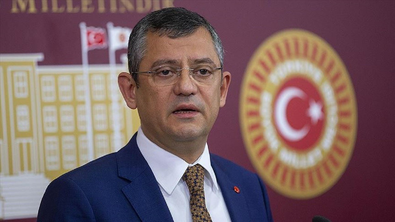 Özgür Özel CHP Genel Başkanlığı'na aday