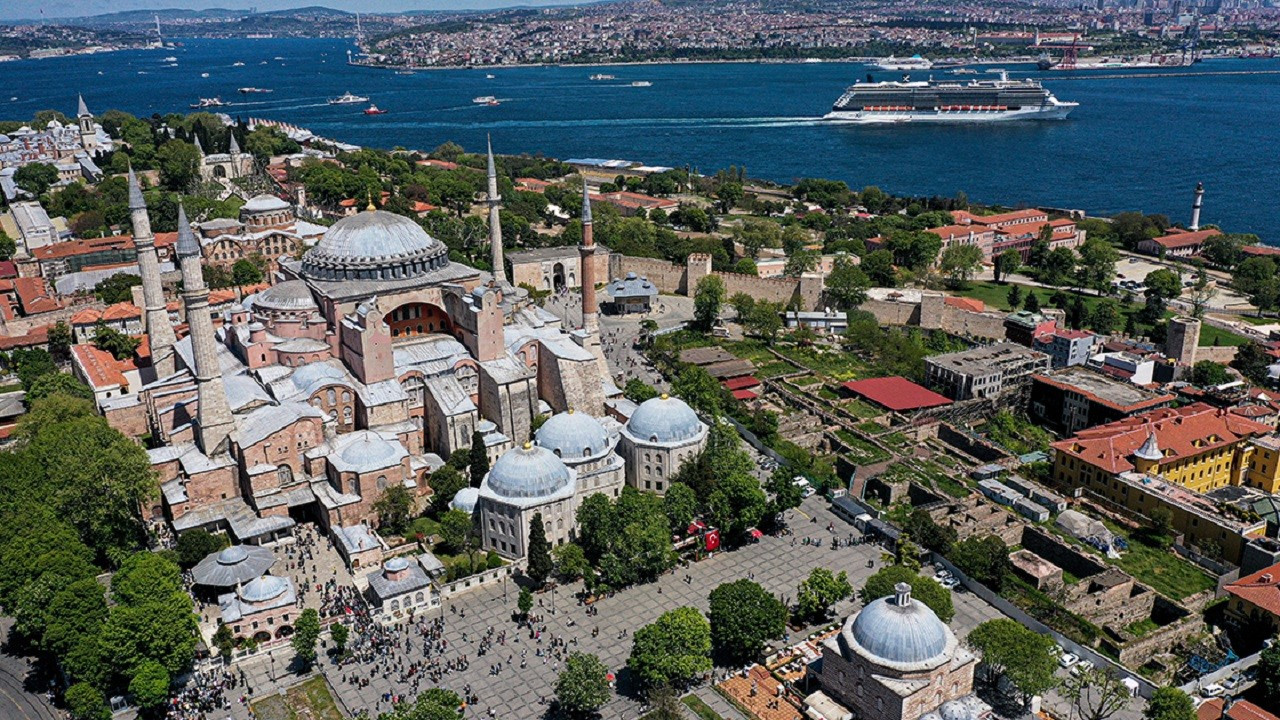 İstanbul'u 2023'te 17,3 milyon turist ziyaret etti