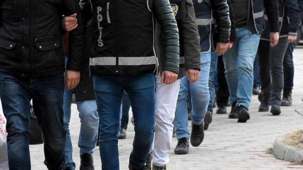 İstanbul merkezli 4 ilde terör örgütü PKK operasyonunda 21 şüpheli yakalandı