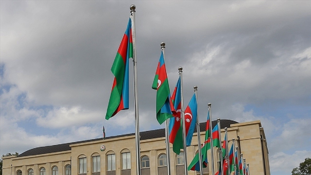 Azerbaycan Dışişleri Bakanlığı, Ermenistan'la barış sürecine sadık olduklarını açıkladı